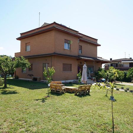 Da Piero E Gina Hotel Palidoro Exterior foto
