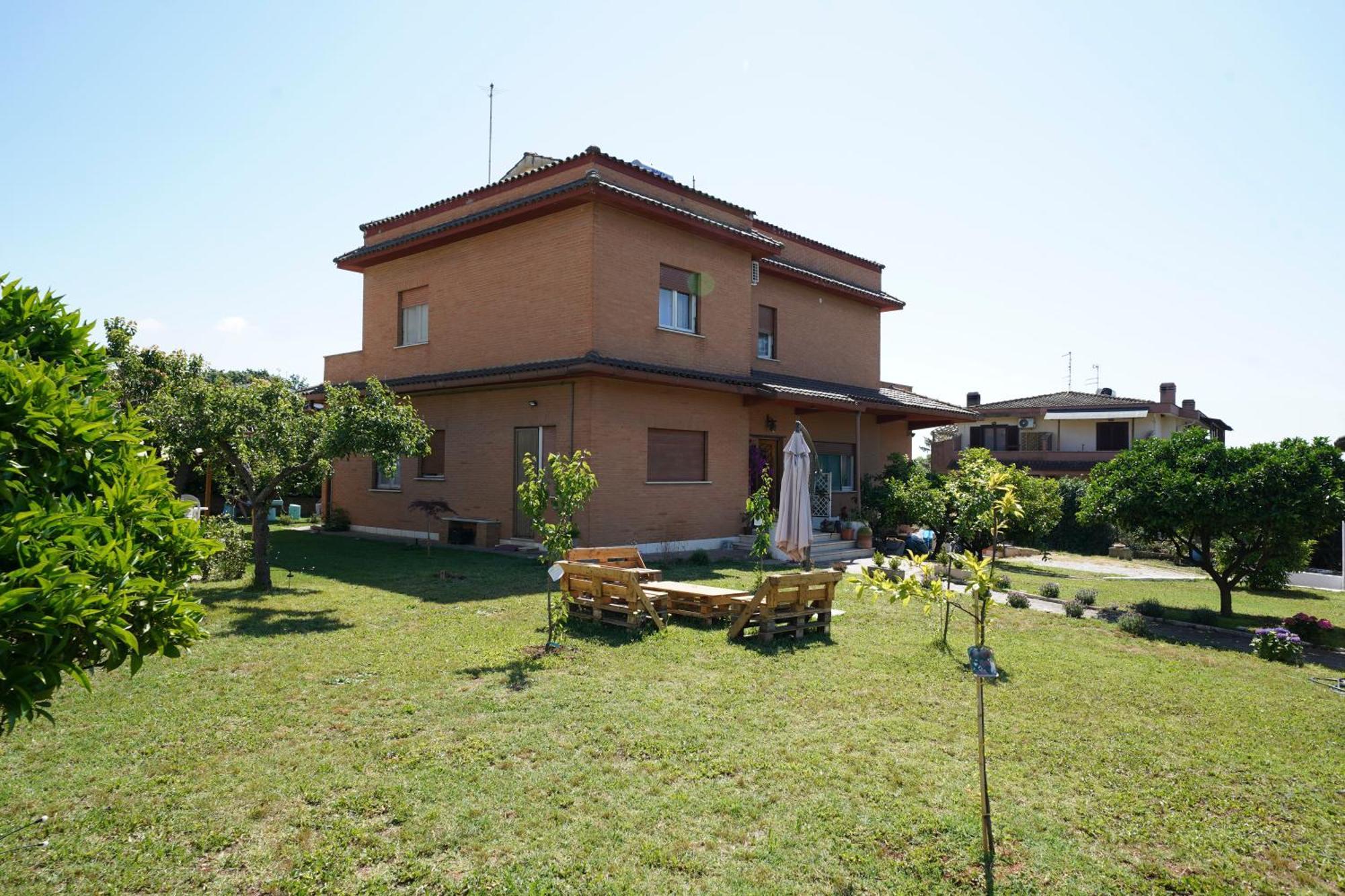 Da Piero E Gina Hotel Palidoro Exterior foto